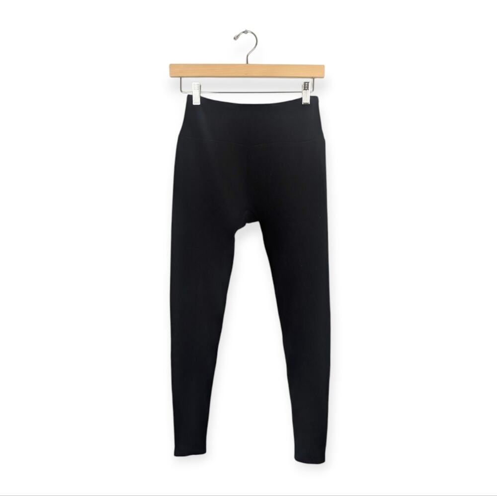Fabletics High-Rise Black Stretchy Activewear Ribbed Leggings Size M